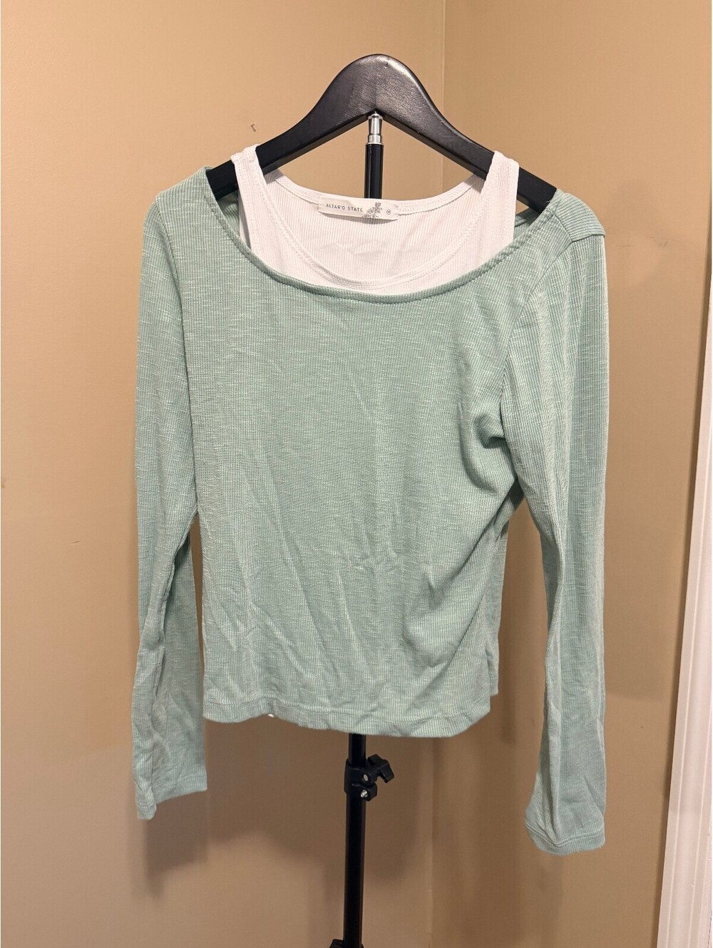 Altar'd State Sage Green Layered Long Sleeve Top Womens M Ribbed Twofer